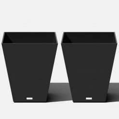 Veradek Nobleton 22 in. Black Plastic Square Planter (2-Pack)