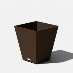 Veradek Nobleton 18 in. Square Espresso Plastic Planter