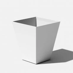 Veradek Nobleton 22 in. White Plastic Square Planter