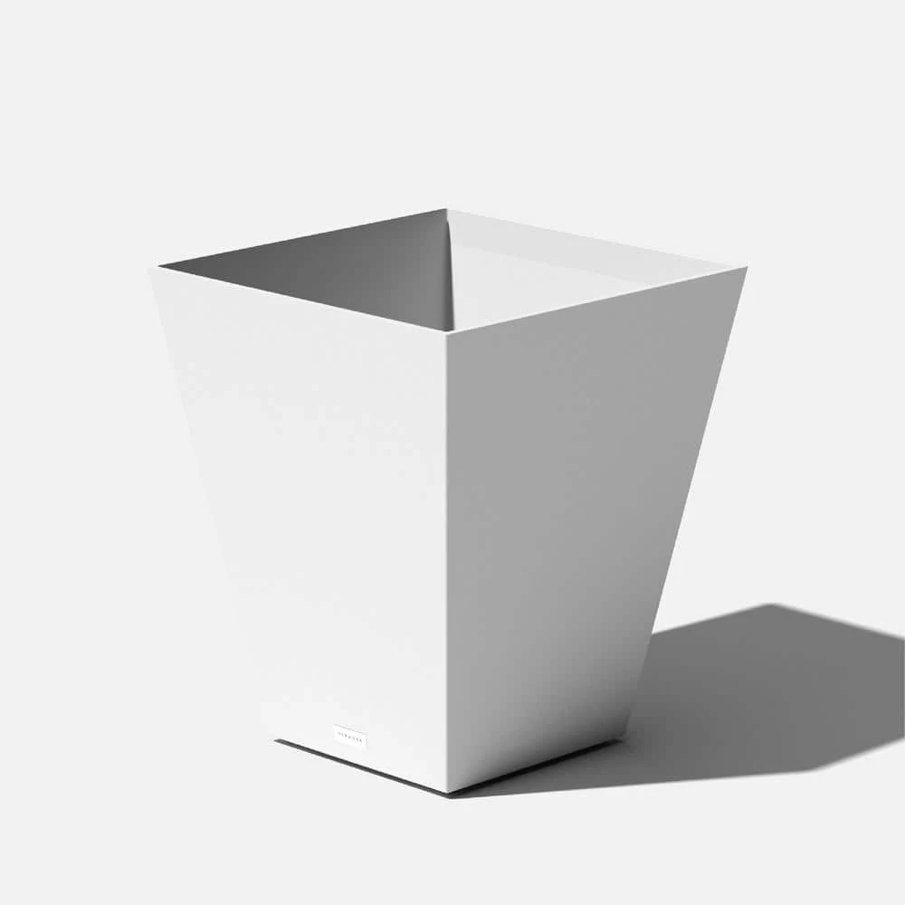 Veradek Nobleton 22 in. White Plastic Square Planter